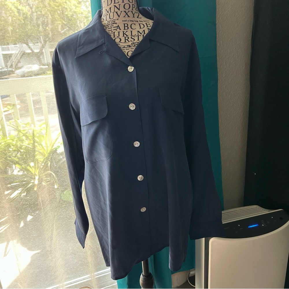 Silk House Womens Blue Long Sleeve Button-Up Shirt Medium Pockets 100% Silk